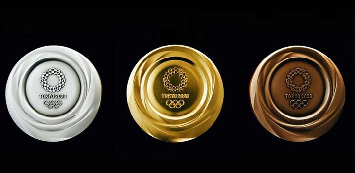 Geri dönüşümlü elektronik aletlerden üretilen Tokyo 2020 Olimpiyat madalyaları tanıtıldı