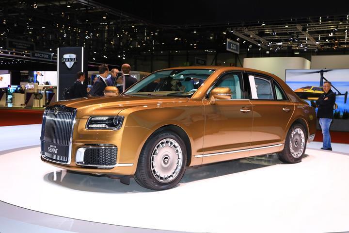Rusların Rolls-Royce'u olarak anılan Aurus, Moskova'da ilk showroom'unu açtı