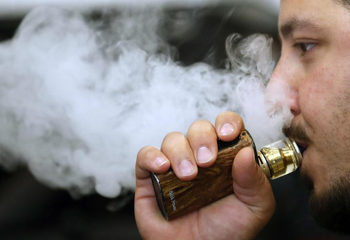 CDC, elektronik sigara tüketicilerini uyarıyor