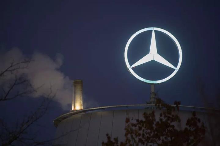 Dizel emisyon testlerini kandıran Daimler’e neredeyse 1 milyar dolar ceza kesildi