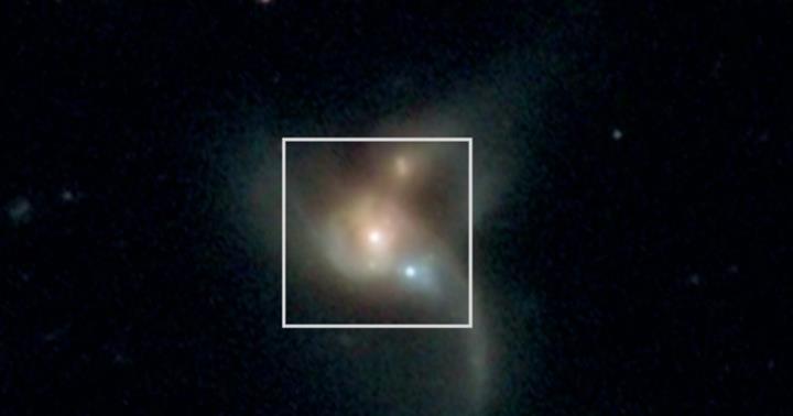 Çarpışma rotasında olan devasa boyutlarda üçlü kara delik sistemi keşfedildi