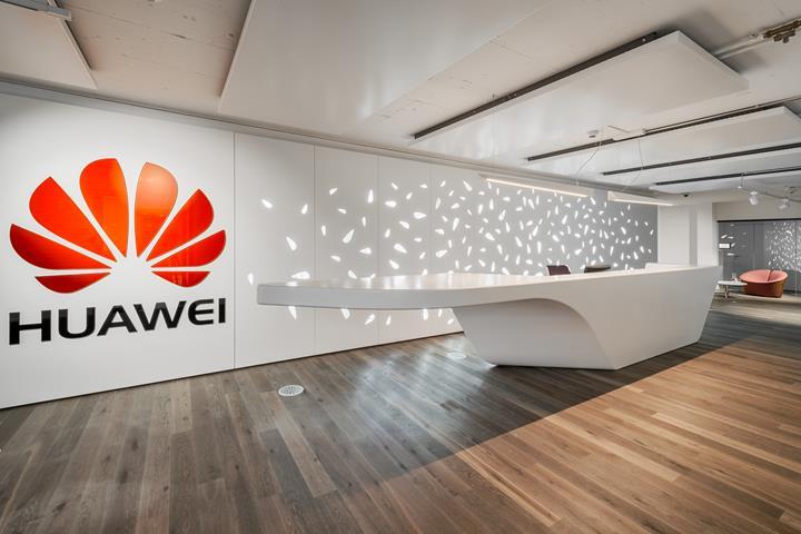 Huawei Nova 6 5G'nin tasarımını açığa çıkaran basın görseli yayınlandı