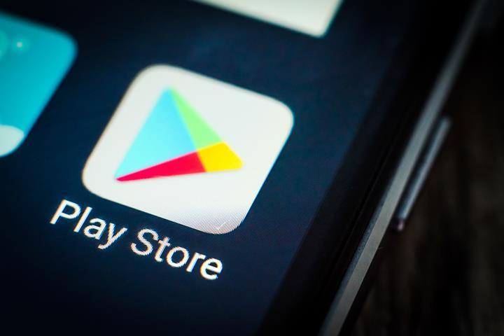 Google, Play Store'u kötü niyetli uygulamalardan arındırmak için üç güvenlik şirketiyle çalışacak