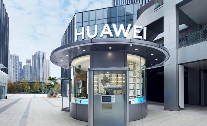 Huawei, çalışanı olmayan ilk mağazasını açtı