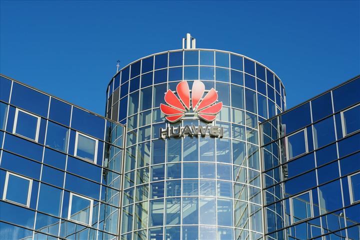 ABD Senatosu Huawei alternatifleri için 1 milyar dolar bütçe ayırdı