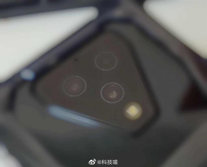 Xiaomi Black Shark 3 yeni çizimde ve fotoğrafta ortaya çıktı