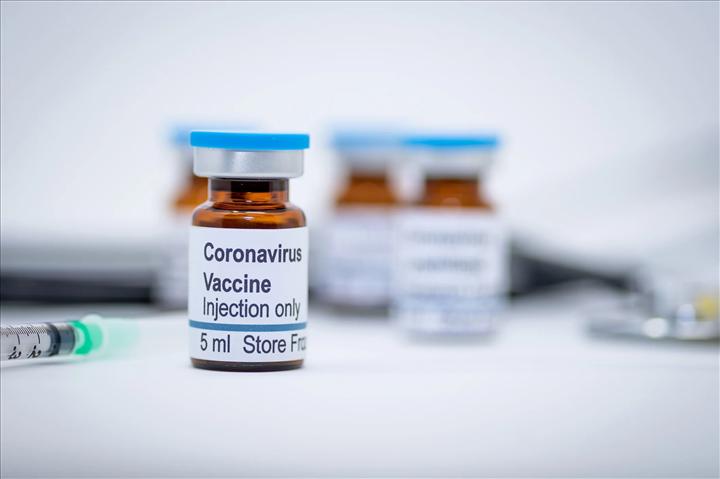 Uzmanlar koronavirüs aşısı için acele edilmemesi gerektiğini iddia ediyor