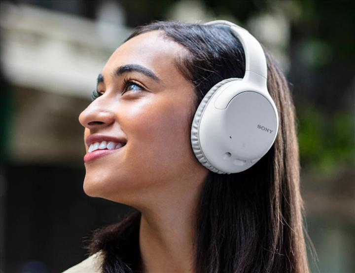 Sony WH-CH710N kulak üstü kulaklık aktif gürültü engelleme sunuyor