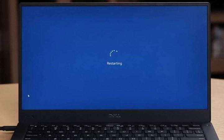 Yine sorunlu güncelleme: Windows 10 güvenlik yaması bilgisayarları zorla yeniden başlatıyor