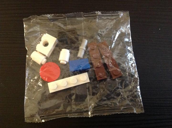 LEGO, oyuncak parçalarının paketlerinde plastik kullanmayı bıraktığını duyurdu