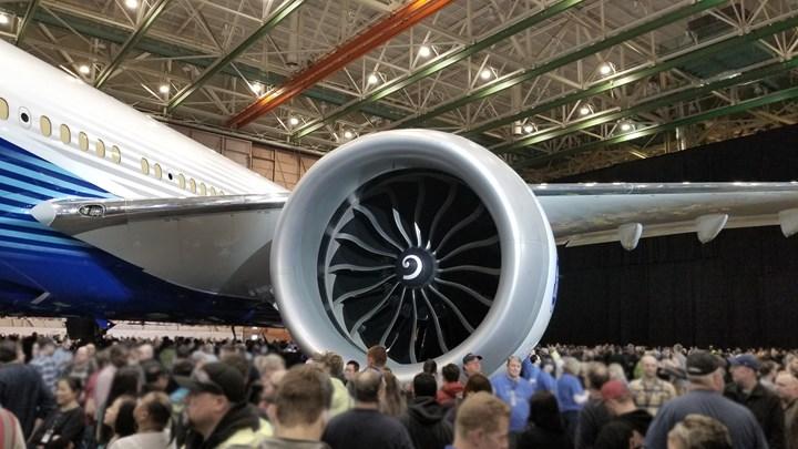Dünyanın en büyük turbofan jet motoru, sonunda Federal Havacılık Dairesi onayını aldı