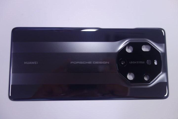 Sekizgen kamera ünitesine sahip Huawei Mate 40 RS Porsche Design ortaya çıktı