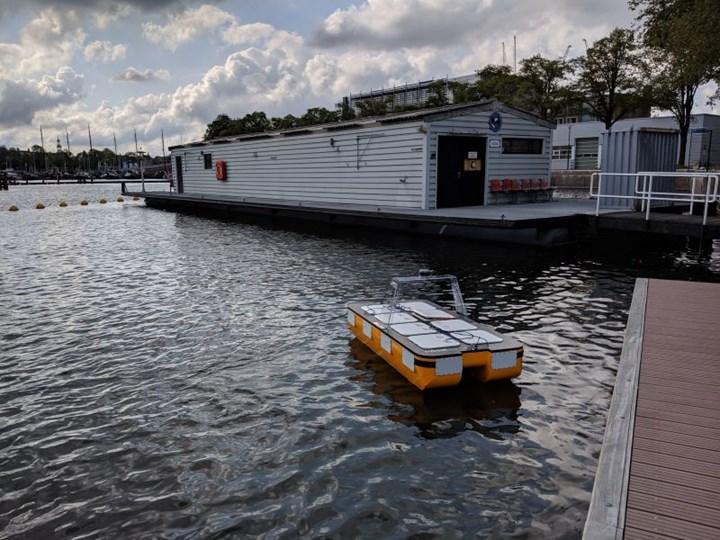 MIT, otonom tekne filosunun yolcu taşıma kapasiteli ilk üyesini tanıttı: Roboat II