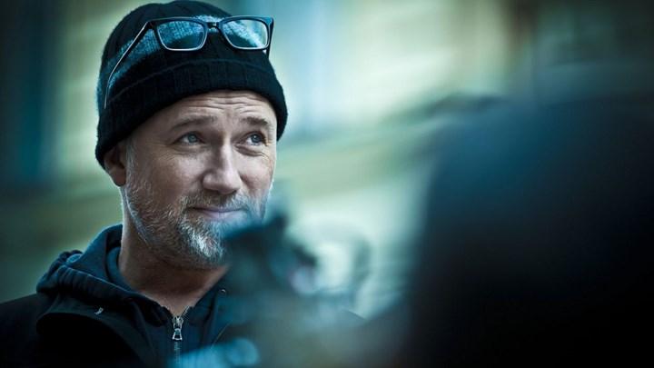 Mindhunter, Fight Club ve Gone Girl gibi yapımların yönetmeni David Fincher, Netflix ile 4 yıllık sözleşme imzaladı