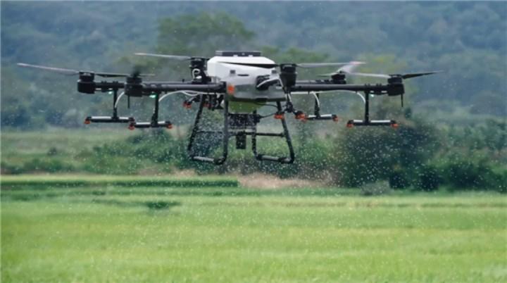 DJI T30 en güçlü tarım odaklı Drone oldu