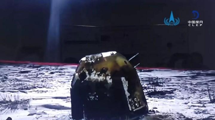 Çin uzayda tarih yazdı: Ay'dan toplanan taşlar Dünya'ya indi
