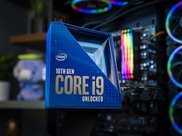 Intel, Core i9-10900K’nın paketini değiştirerek gönderi sayısını arttıracak