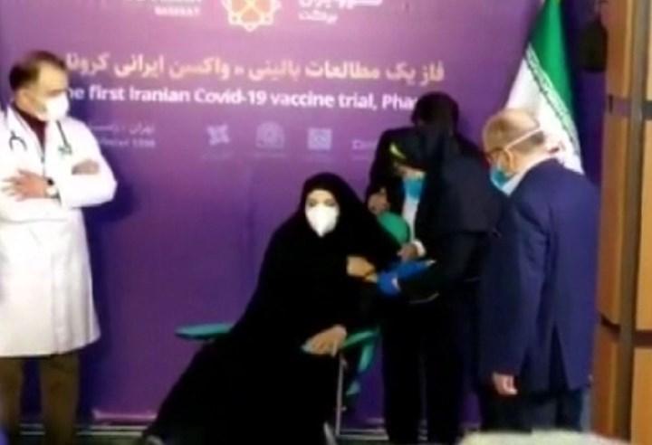 İran yerli ''Covİran Barekat'' aşısını denemeye başladı. İlk aşılar yapıldı
