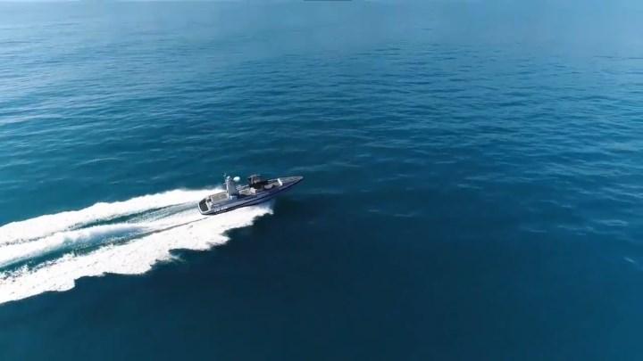 Türkiye'nin ilk silahlı insansız deniz aracı ULAQ suya indirildi