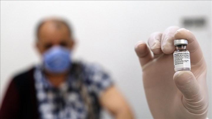 Türkiye’de BioNTech/Pfizer koronavirüs aşısı uygulanmaya başladı