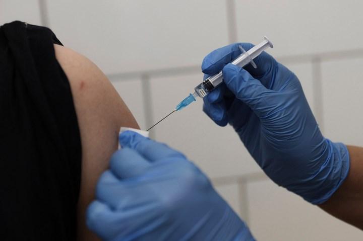 Rusya'da çalışanlar için aşı 