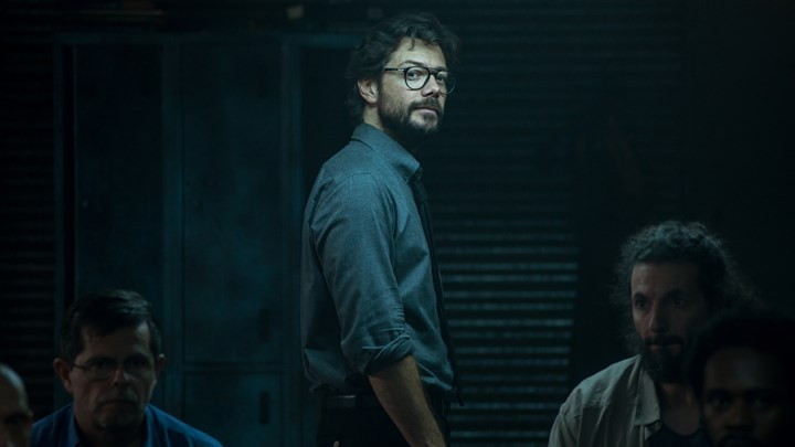 Netflix'in tanınan dizisi La Casa de Papel'in 5. döneminden karakterlerin tanıtıldığı görseller geldi Netflix'in tanınan dizisi La Casa de Papel'in 5. döneminden karakterlerin tanıtıldığı görseller geldi