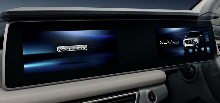 Mahindra, yeni logoyla gelen birinci modeli XUV700'ü tanıttı Mahindra, yeni logoyla gelen birinci modeli XUV700'ü tanıttı