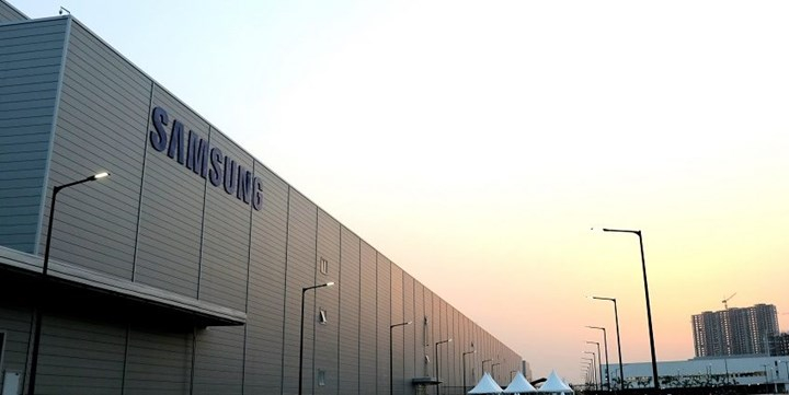 Samsung, Intel'i geride bırakarak yarı iletken kesiminin önderi oldu Samsung, Intel'i geride bırakarak yarı iletken kesiminin önderi oldu