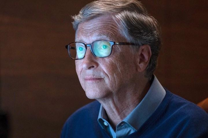 Microsoft, 2008'de Bill Gates'i flört ettiği için uyardı