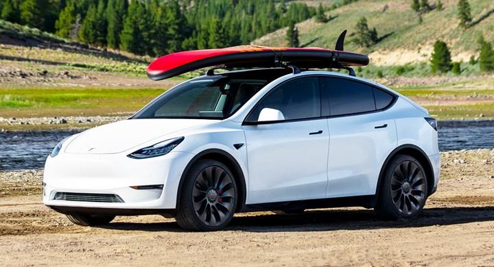Tesla 2021 yılını rekor sayıda teslimatla kapattı