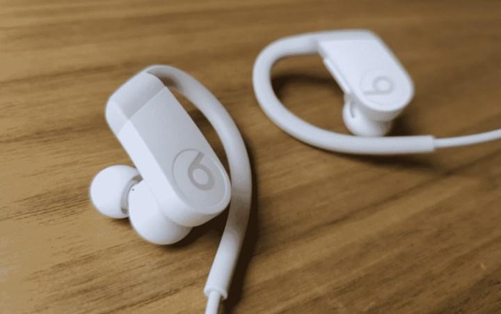 Apple'a Powerbeats Pro'nun sorunları sebebiyle toplu dava açıldı