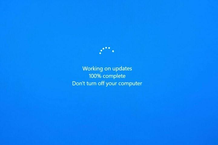 Microsoft, Windows 11'deki güncelleme sözünü tutmadı, kullanıcılar çileden çıktı