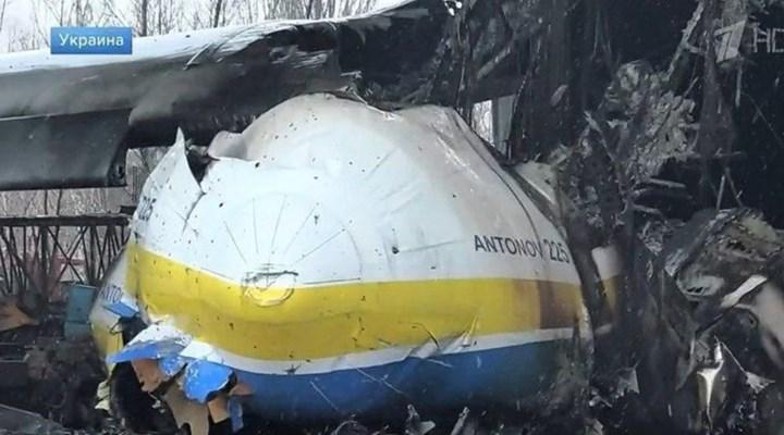 Dünyanın en büyük uçağı Antonov AN-225 bombalandı