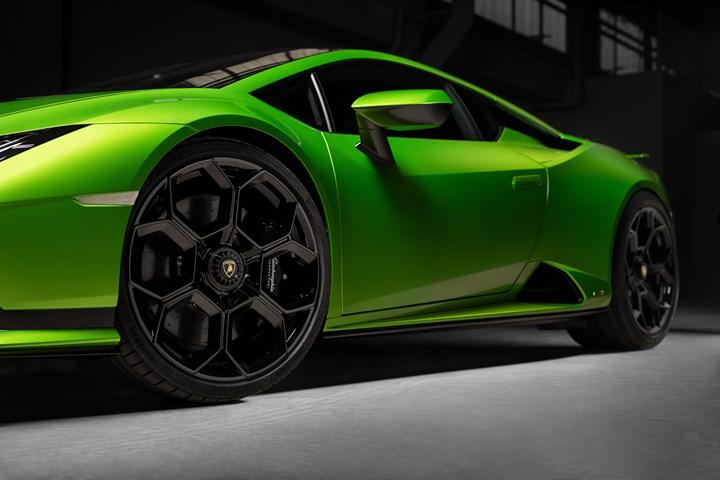 Lamborghini Huracan Tecnica tanıtıldı: Özellikleri ve tasarımı