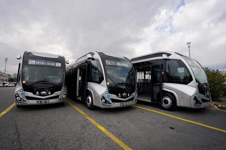 İstanbul'un yeni metrobüslerinden 30 tanesi teslim edildi