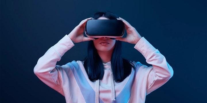 Apple, özel VR deneyimi için Hollywood yönetmenleri arıyor