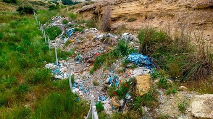 ingiltere den gelen plastiklerin adana da yakildigi iddia edildi150652 0