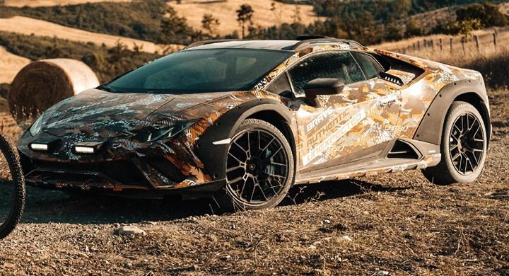 Lamborghini Huracan Sterrato'dan yeni ipucu videosu geldi