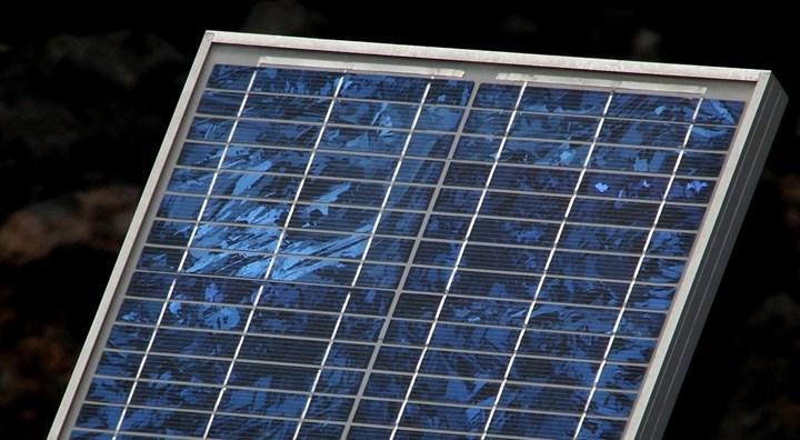 Polikristalin silikon güneş panelleri