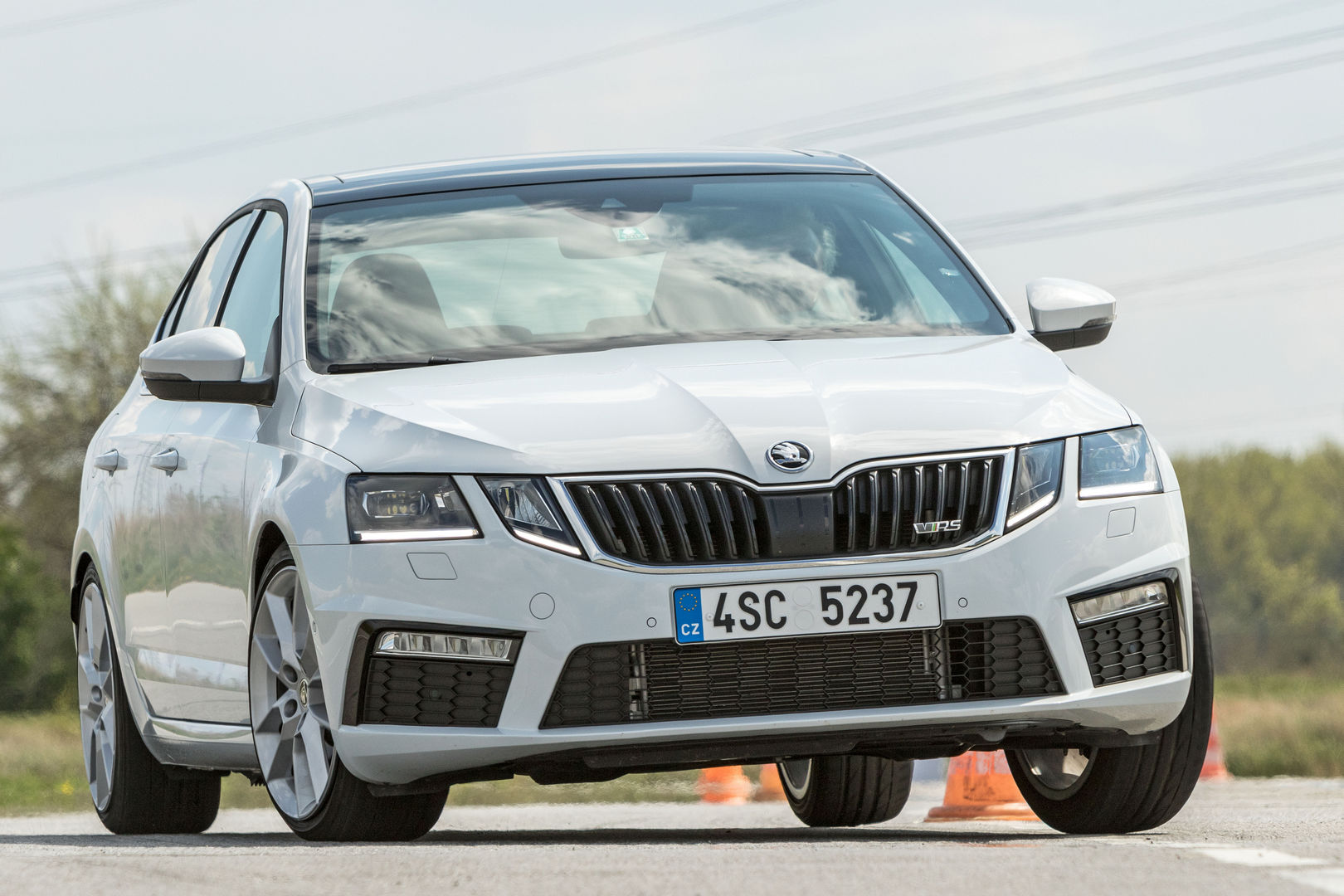 Skoda octavia rs 2017. Skoda Octavia 2017.