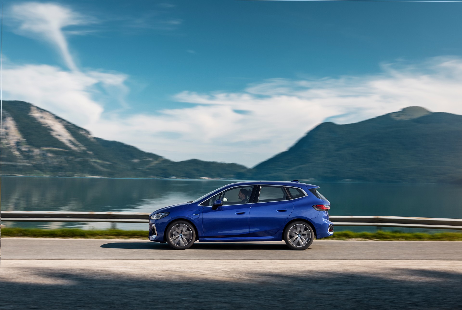 BMW 2 Serisi Active Tourer