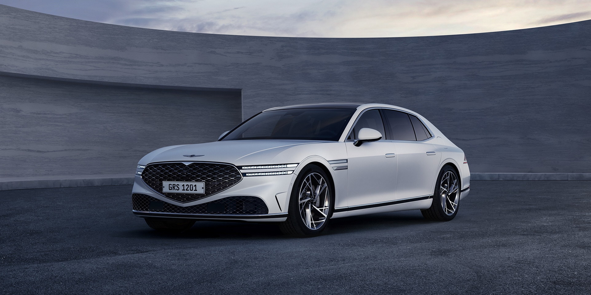 2022 Genesis G90