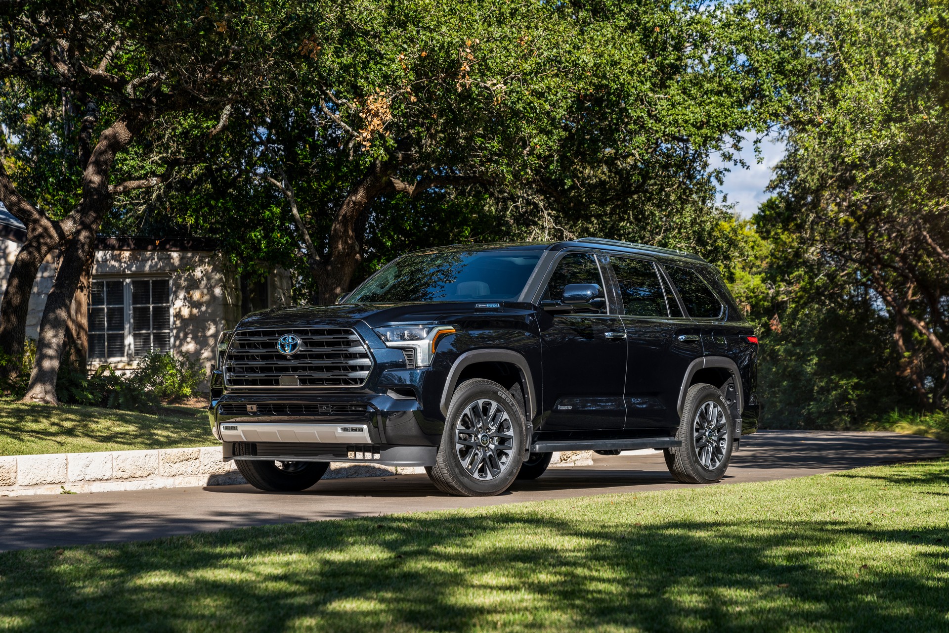 2022 Toyota Sequoia