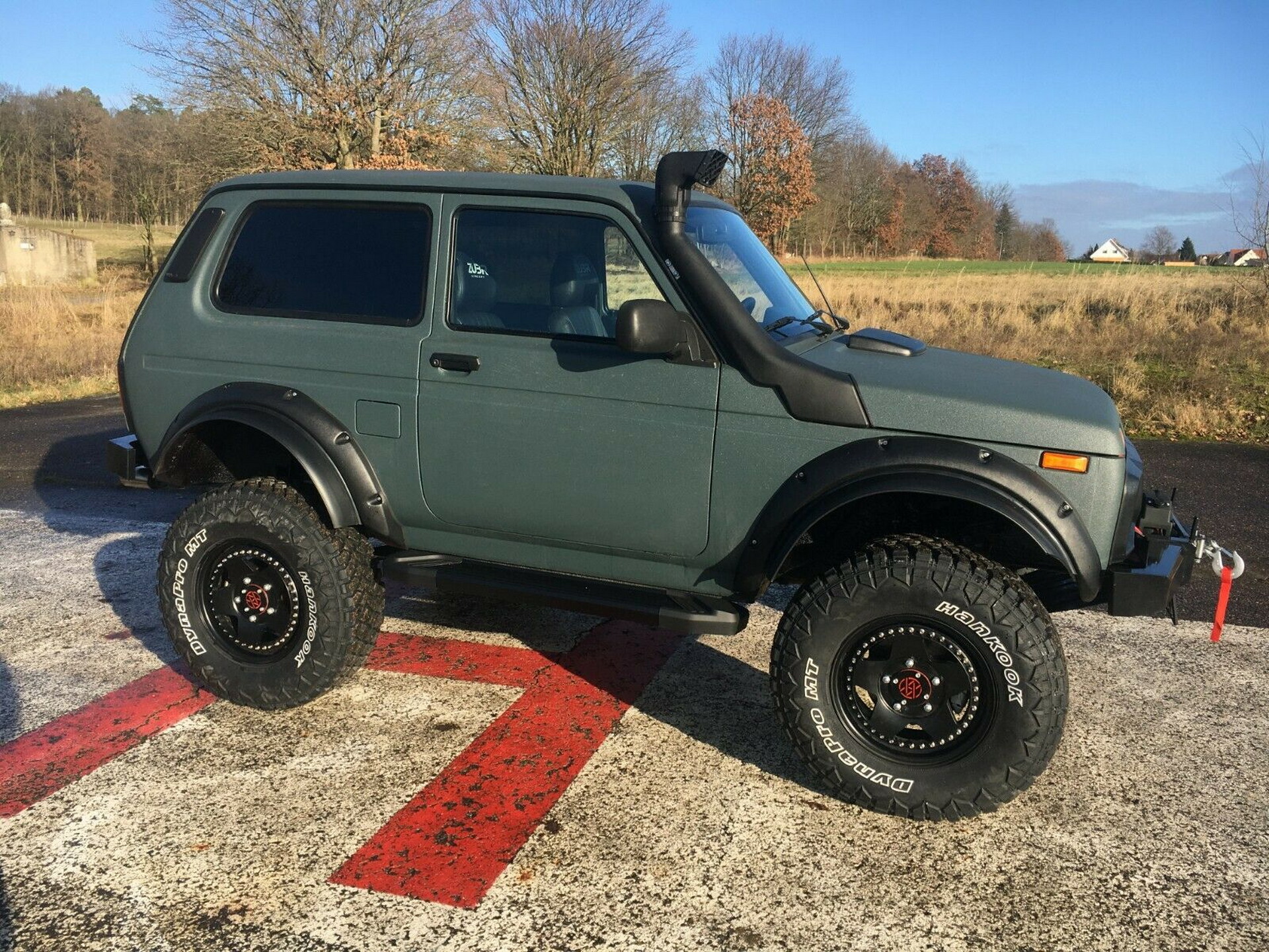 Lada Niva Monster