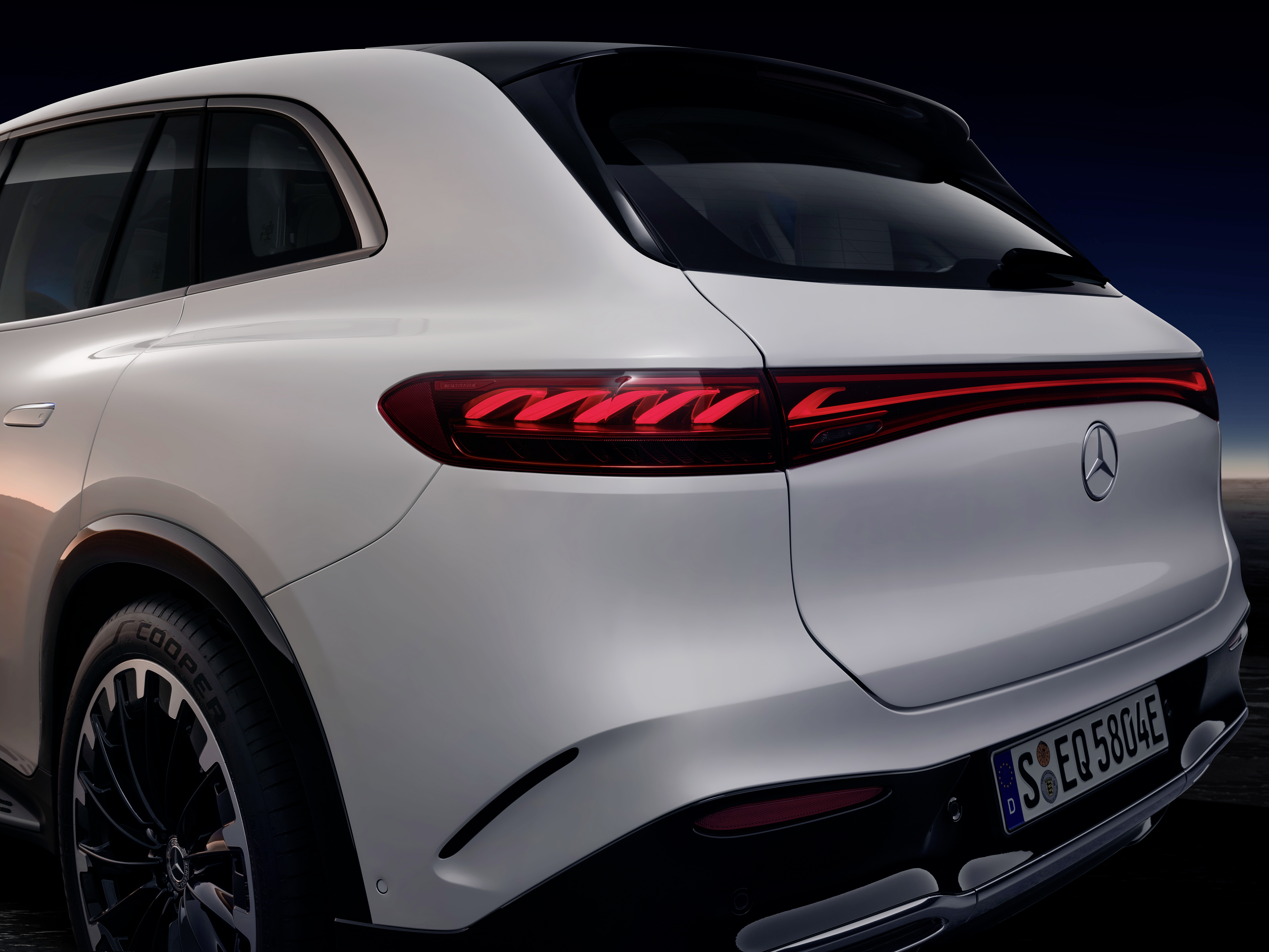 2022 Mercedes EQS SUV