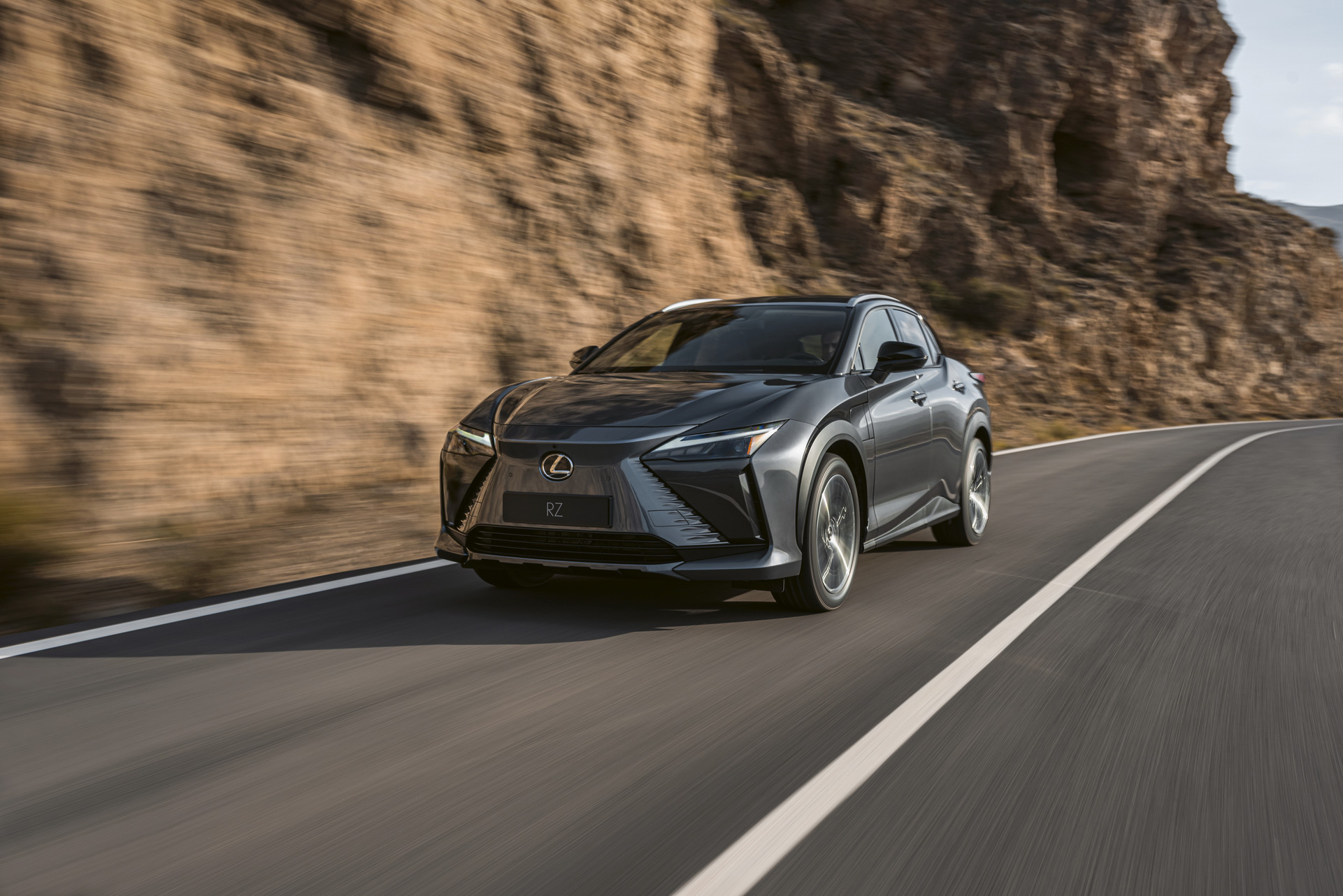 2022 Lexus RZ 450e