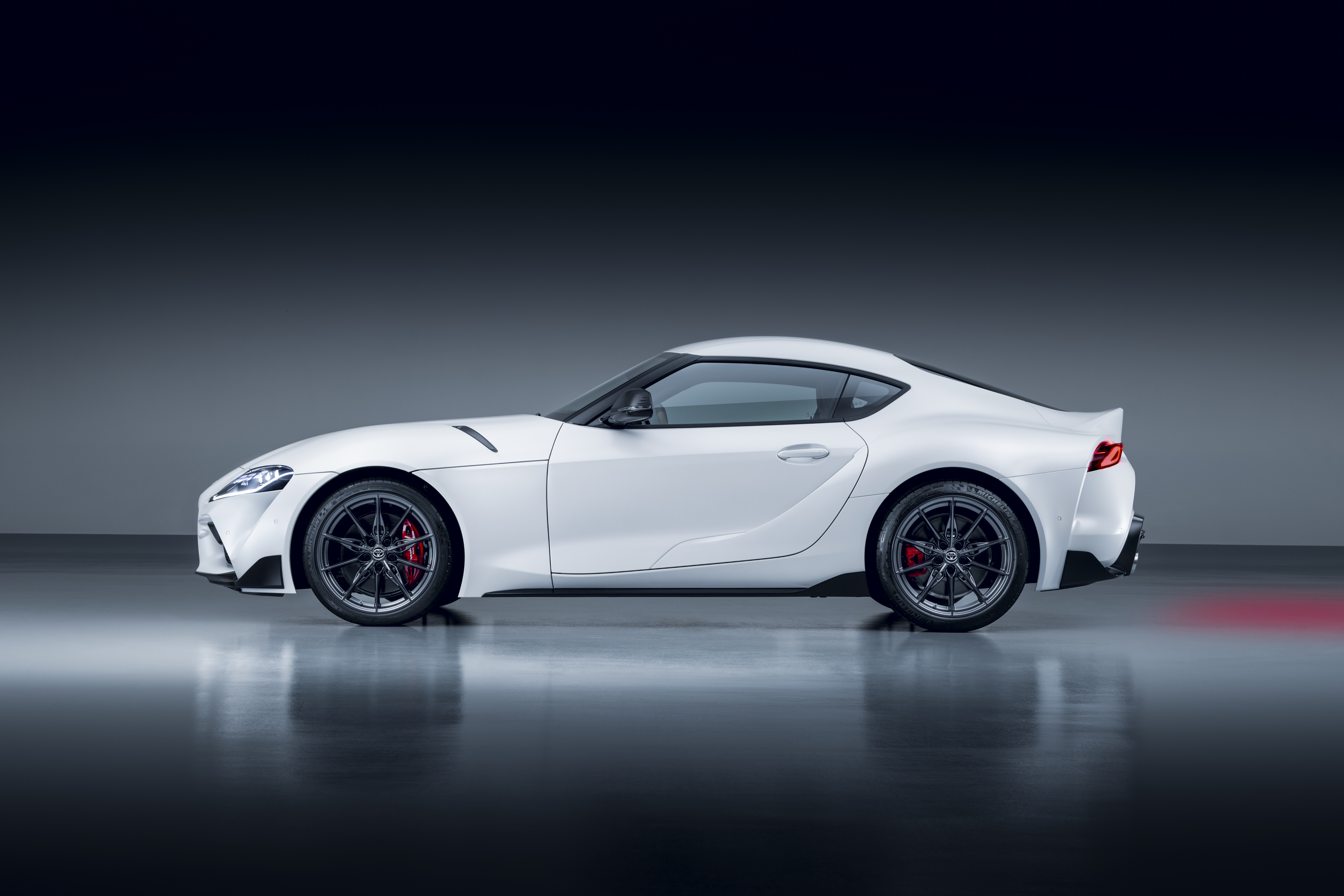 2022 Toyota GR Supra (manuel)