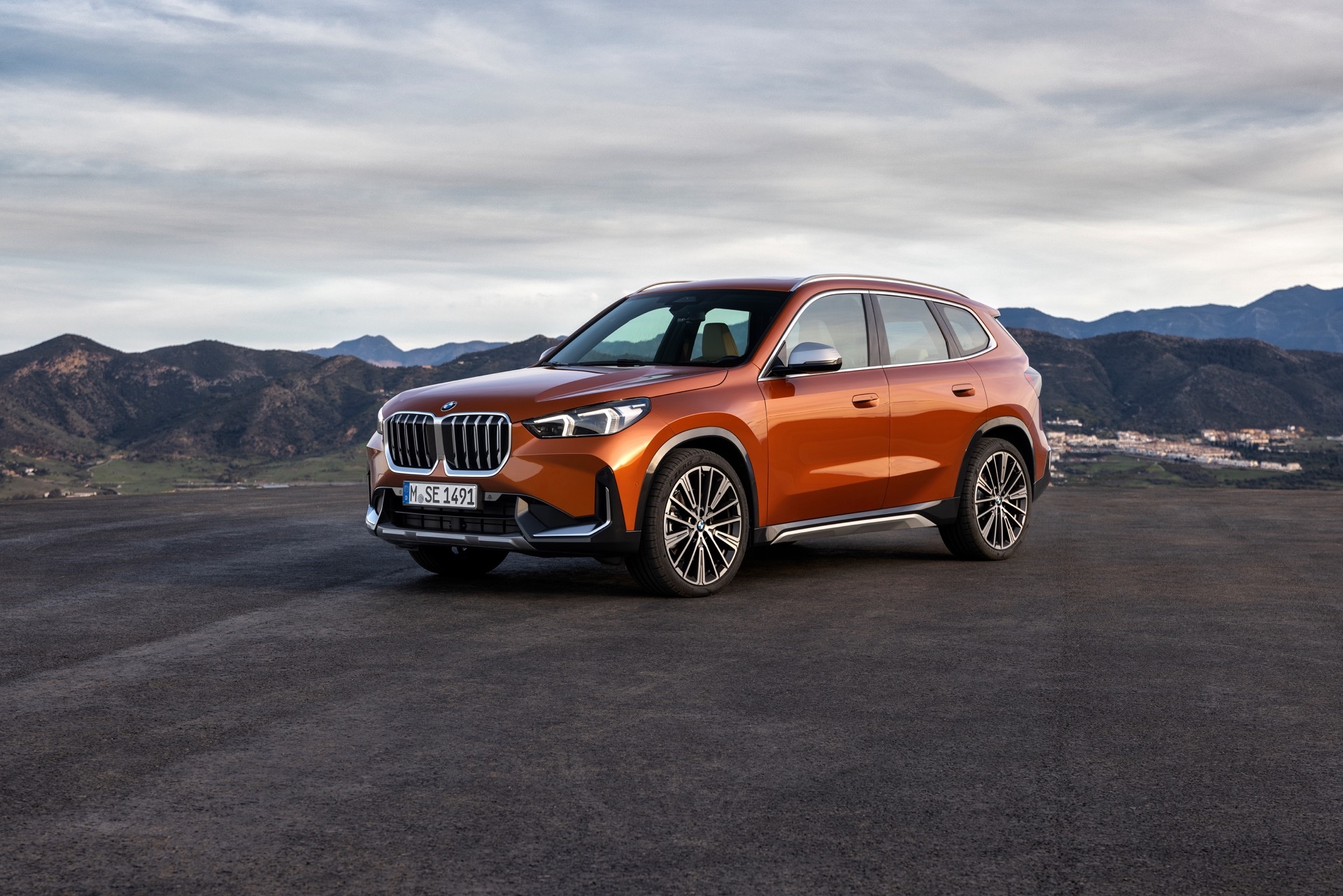 2023 BMW X1