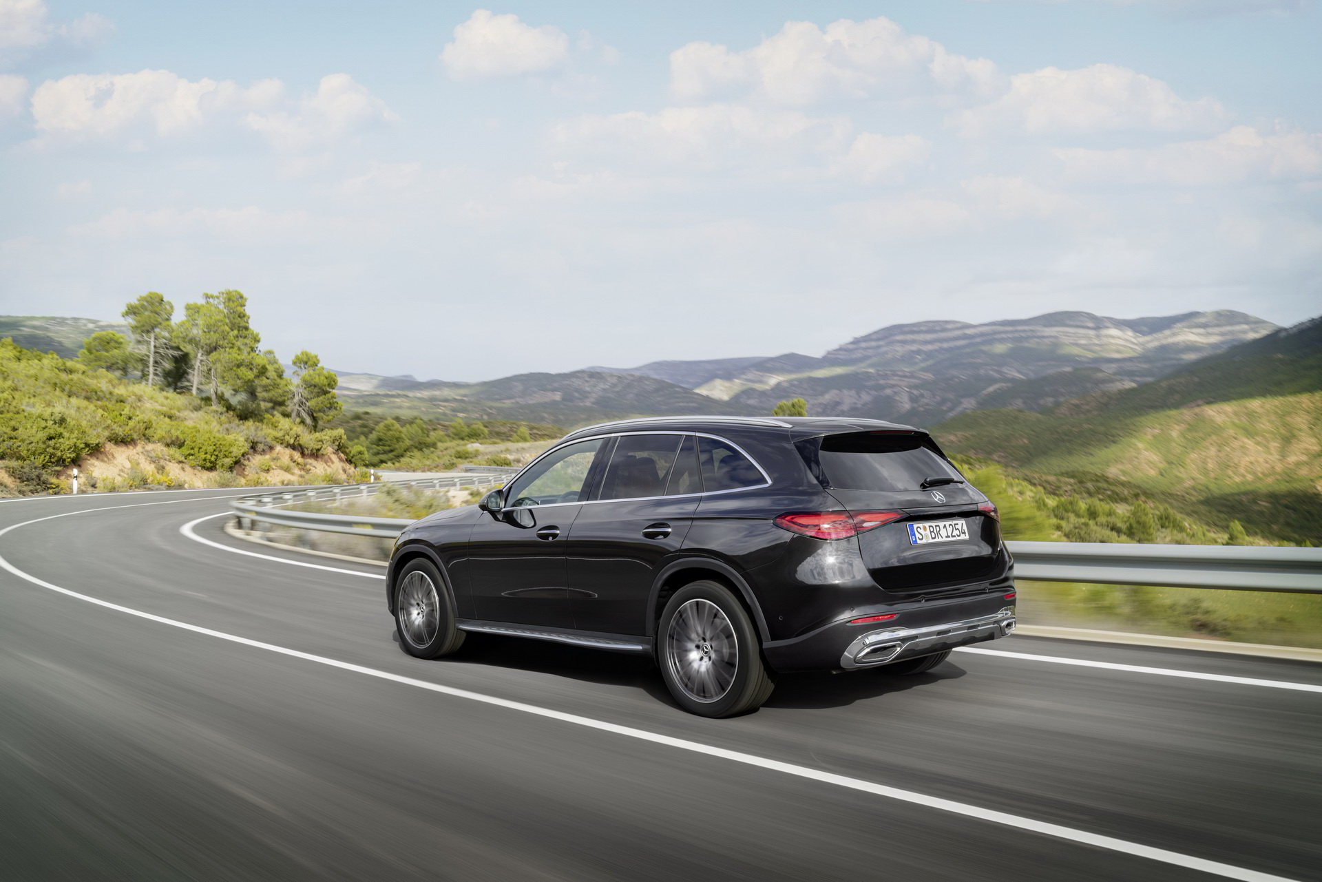 2022 Mercedes-Benz GLC