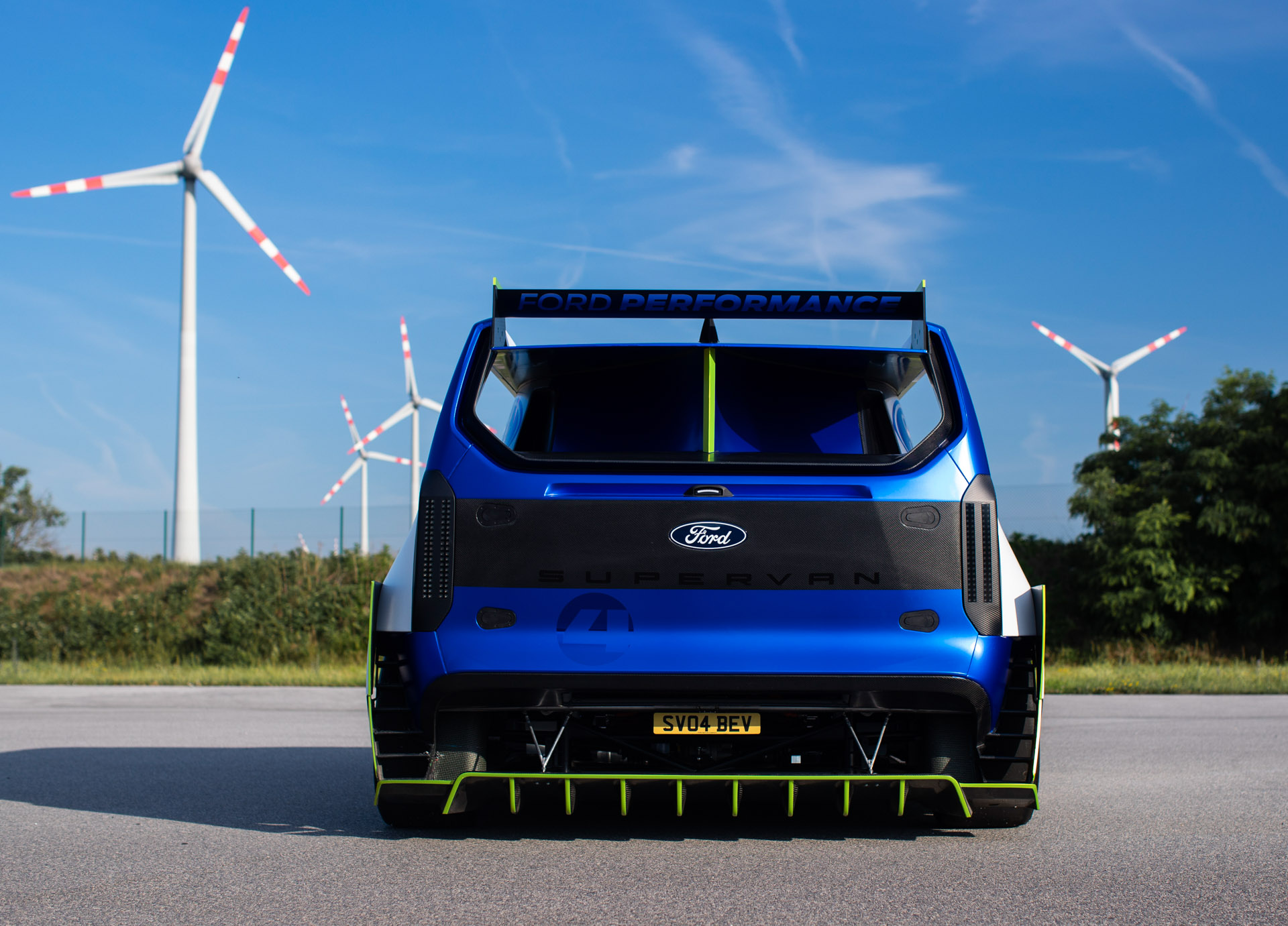 Ford Electric SuperVan 4